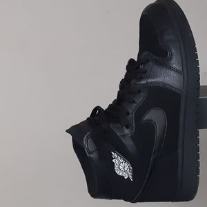 Nike air jordan's high top great condition